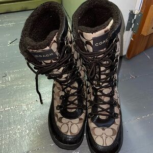 Coach snow boots